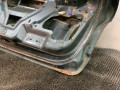 крышка багажника (дверь 3-5) Mazda 626 GF 1997, 2.0 л., дизель, МКПП, зелёный, седан, передний привод - фото №5