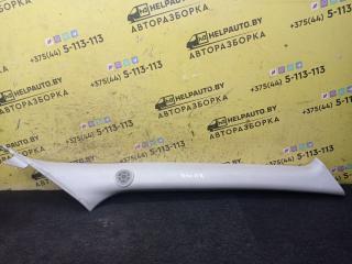 пластик Nissan Almera Tino V10 2001, 2.2 л., YD22DDT, дизель, МКПП, берюзовый, минивэн, передний привод