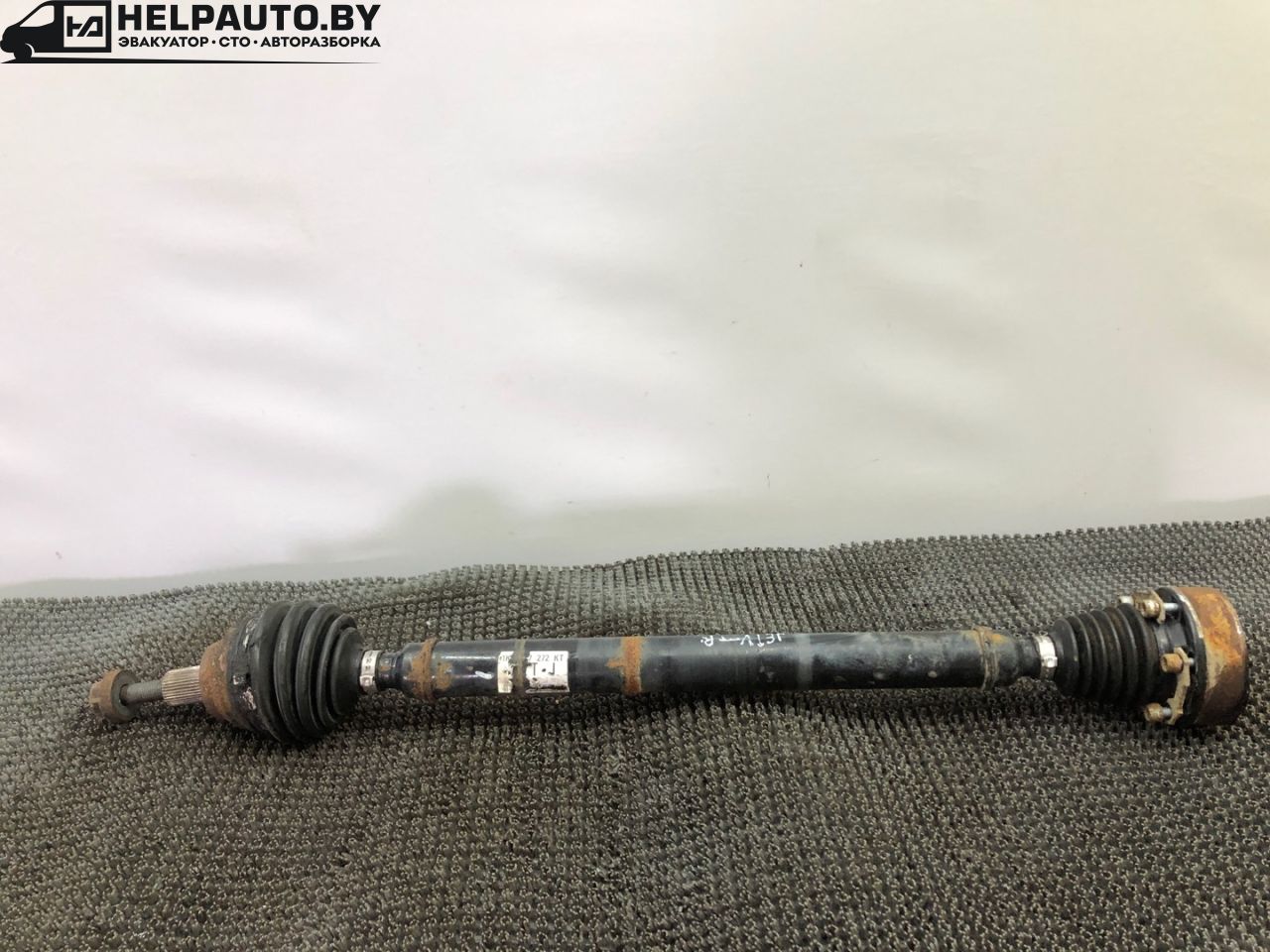 полуось передняя правая (приводной вал, ШРУС) Volkswagen Jetta 5 поколение 2010, 1.6 л., BSE, бензин, 5МКПП, синий, седан, передний привод - фото №1