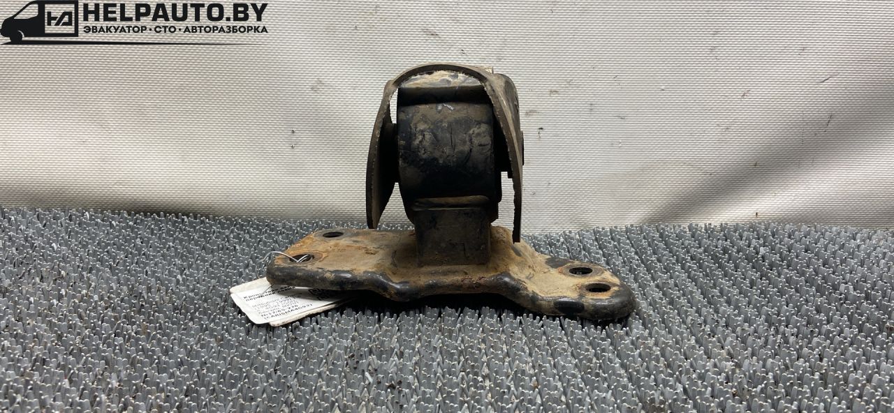 подушка крепления двигателя Mitsubishi Carisma 1 поколение (1995 - 1999), 1.8 л., 4G93 (GDI), бензин, МКПП, серебро, хетчбэк 5 дв., передний привод - фото №1