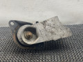 кронштейн двигателя Audi 100 С3 1986, 1.8 л., бензин, МКПП, белый, универсал, передний привод - фото №3
