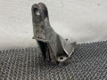 кронштейн двигателя Audi 100 С3 1986, 2.0 л., дизель, МКПП, седан, передний привод - фото №2