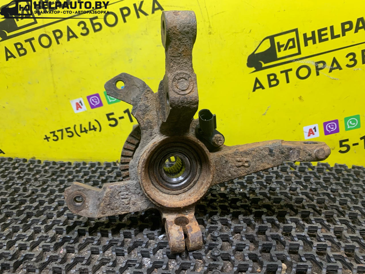 ступица передняя правая Geely CK Otaka 1 поколение 2006, 1.5 л., бензин, МКПП, золотистый, седан, передний привод - фото №1