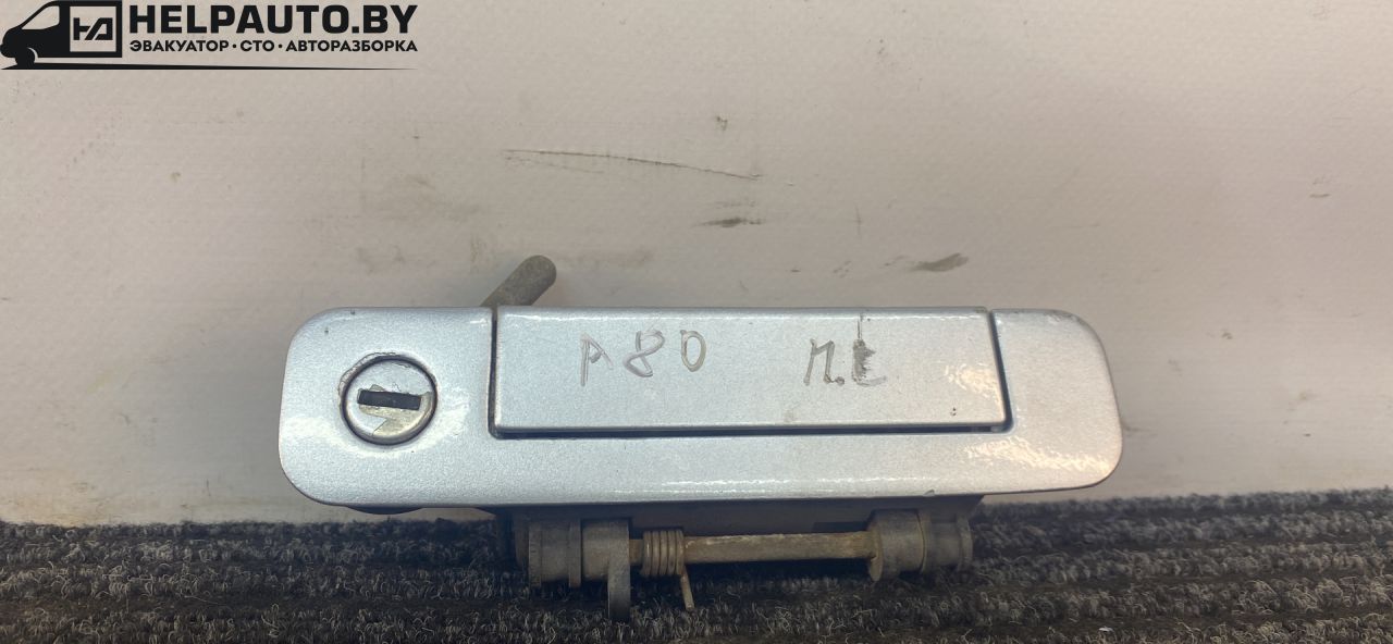 ручка наружная Audi 80 B3 89/B3 1987, 1.8 л., бензин, МКПП, серый, седан, передний привод, 893837205A - фото №1