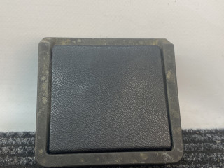 пепельница Volkswagen Santana 1 поколение 1988, 1.6 л., бензин, синий, передний привод, 321857961