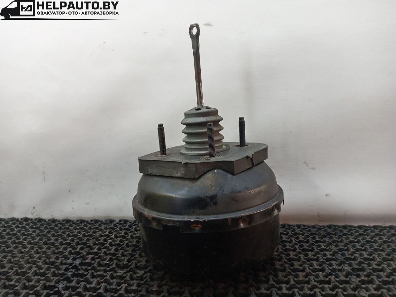 вакуумный усилитель тормозов Pontiac Sunfire 1 поколение 1999, 2.2 л., бензин, АКПП, черный, передний привод - фото №1