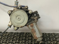 стеклоподъемник электрический передний правый Mazda 323 5 поколение 1994, 1.8 л., BP (DOHC), бензин, МКПП, красный, хетчбэк 5 дв., передний привод - фото №3
