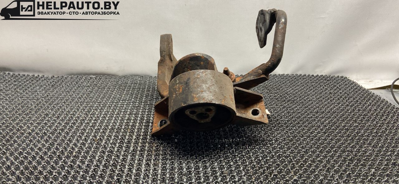 кронштейн двигателя Daewoo Matiz M100 2000, 0.8 л., F8CV, бензин, красный, хетчбэк 5 дв. - фото №1