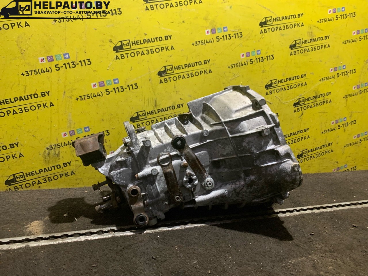 КПП механическая (МКПП) Mercedes-Benz 190 1 поколение (1982 - 1993), 2.0 л., бензин, МКПП, задний привод, 2012610001, R1232610218 - фото №1
