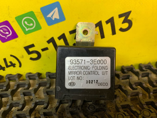 блок управления зеркалами Kia Sorento 1 поколение 2005, 2.5 л., D4CB, дизель, АКПП, черный, внедорожник 5 дв., полный подключаемый привод, 93571-3E000