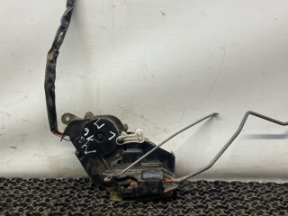 замок двери передней левой Mazda 626 GF [рестайлинг] GF 1999, 1.6 л., i, бензин, МКПП, бежевый, седан, передний привод