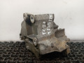 кронштейн генератора Ford Focus 1 поколение [рестайлинг] 2003, 2.0 л., бензин, МКПП, серебристый, универсал, передний привод - фото №2