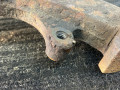 ступица передняя левая Dodge Caravan 3 поколение RG 1999, 2.4 л., EDZ, бензин, АКПП, темно зеленый, передний привод - фото №2