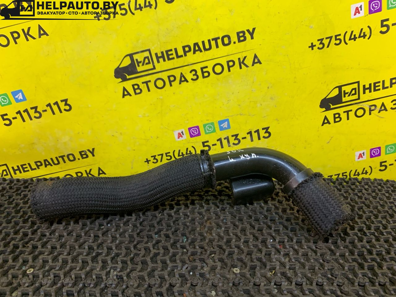 патрубок интеркулера Kia Sorento 1 поколение 2005, 2.5 л., D4CB, дизель, АКПП, черный, внедорожник 5 дв., полный подключаемый привод - фото №1