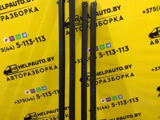 молдинг стекла Volvo V40 1 поколение 1999, 2.0 л., B 4204 S, бензин, АКПП, синий, универсал, передний привод