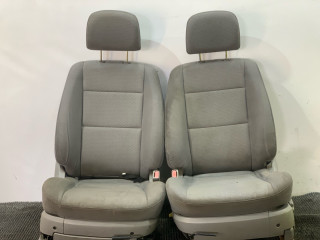 салон (комплект сидений) Kia Sorento 1 поколение 2003, 2.5 л., D4CB, дизель, МКПП, внедорожник 5 дв.