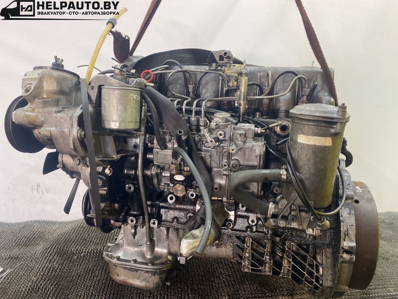 кронштейн двигателя Mercedes-Benz W123 W123 1983, 3.0 л., дизель, МКПП, седан - фото №1