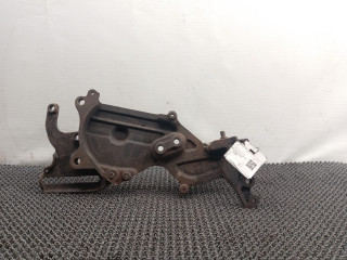 кронштейн двигателя Toyota Carina E 1 поколение 1997, 2.0 л., дизель, МКПП, зеленый, седан