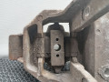 подушка крепления двигателя Daewoo Nubira J100 1998, 2.0 л., бензин, МКПП, красный / зеленый, седан - фото №3