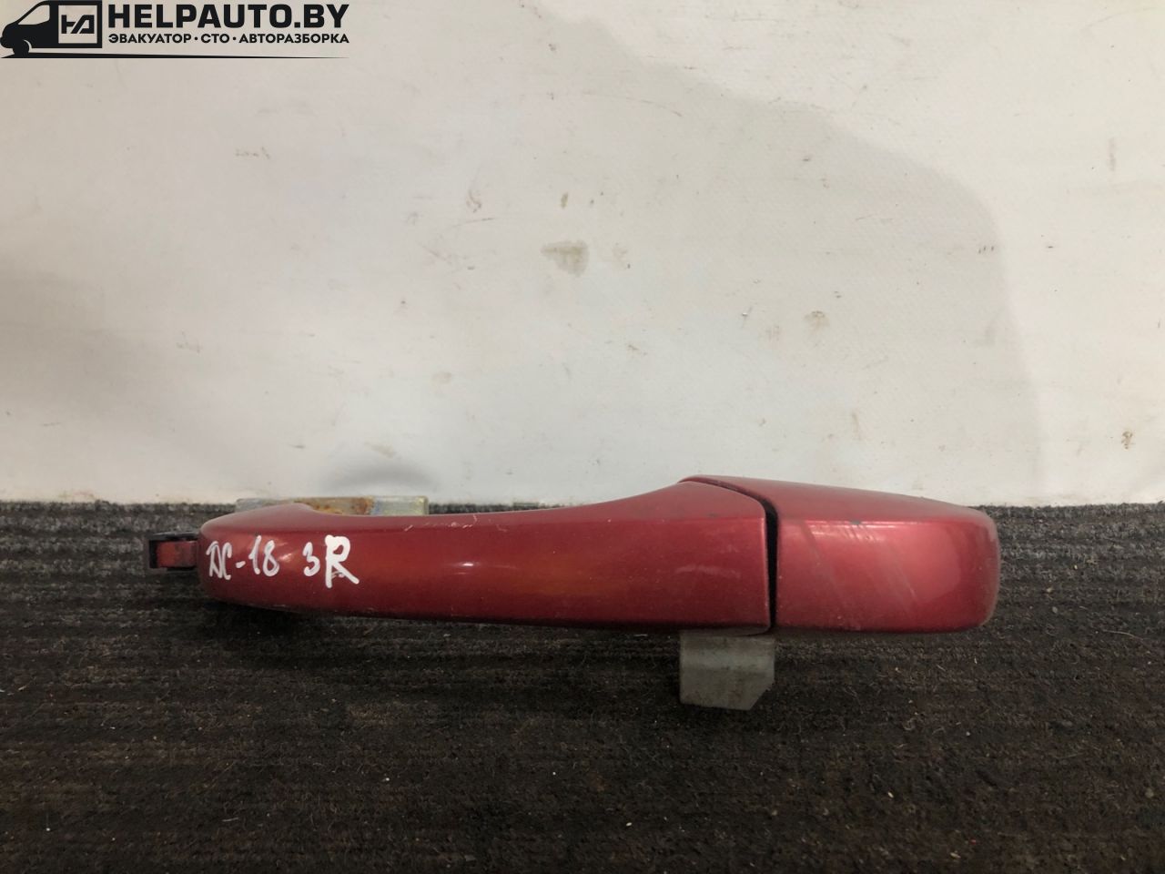 ручка наружная задняя правая Dodge Caliber 1 поколение 2008, 1.8 л., бензин, МКПП, красный, хетчбэк 5 дв., передний привод - фото №1