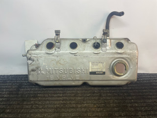 клапанная крышка Mitsubishi Space Wagon 2 поколение (Typ N30/N40) 1998, 2.0 л., i, бензин, МКПП, минивэн, передний привод