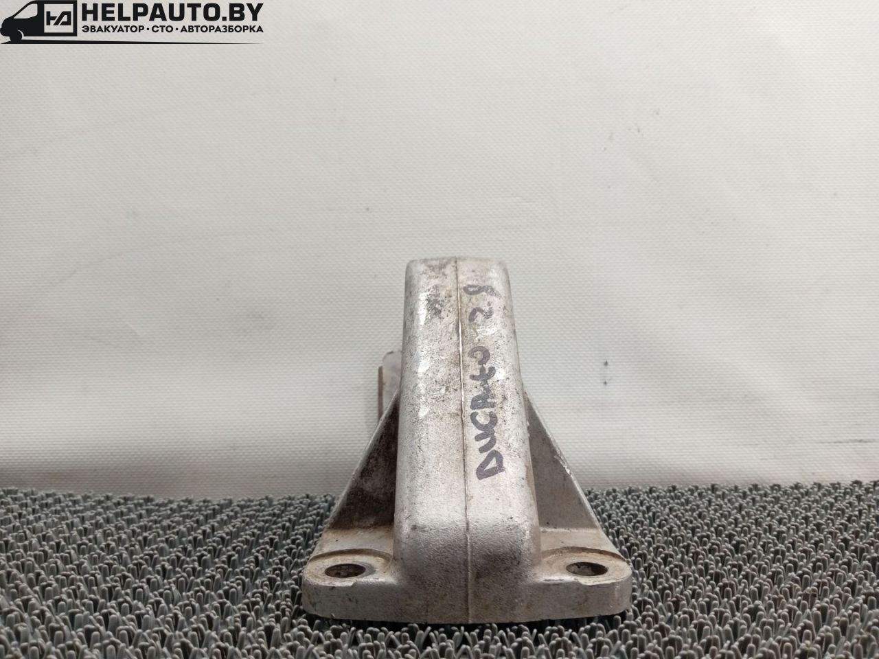 кронштейн КПП Fiat Ducato 2 поколение 2001, 2.5 л., 8140.67, дизель, МКПП, микроавтобус, 1301058080 - фото №1