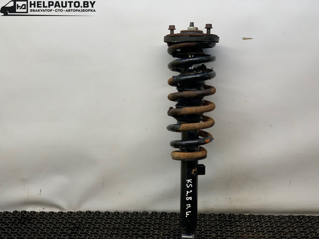 стойка передняя левая Kia Sorento 1 поколение 2003, 2.5 л., D4CB, дизель, МКПП, внедорожник 5 дв. - фото №1