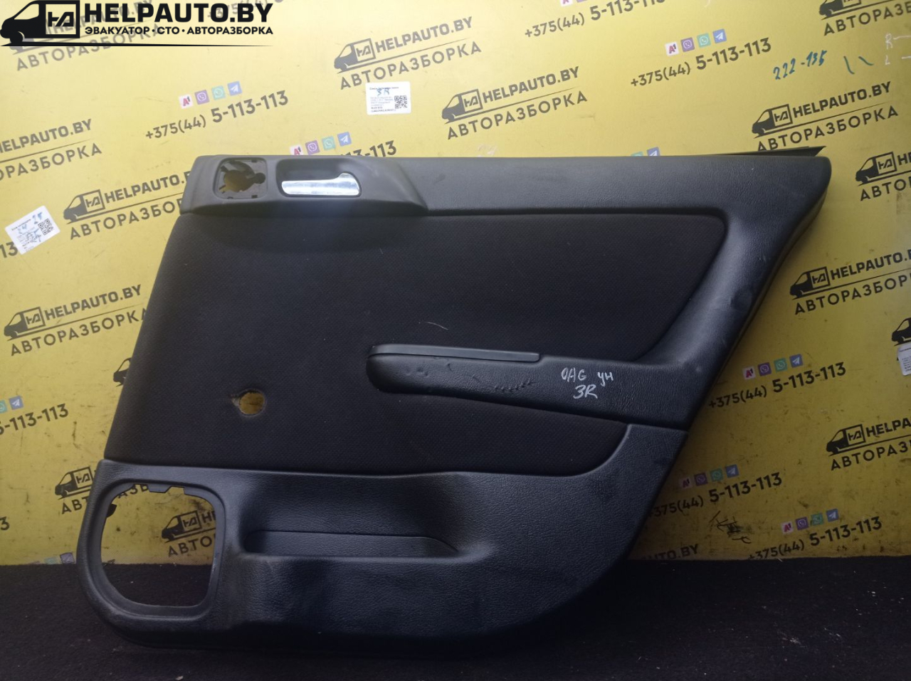 обшивка двери задняя правая Opel Astra G 1998, 1.4 л., X 14 XE, бензин, МКПП, серебро, универсал, передний привод - фото №1