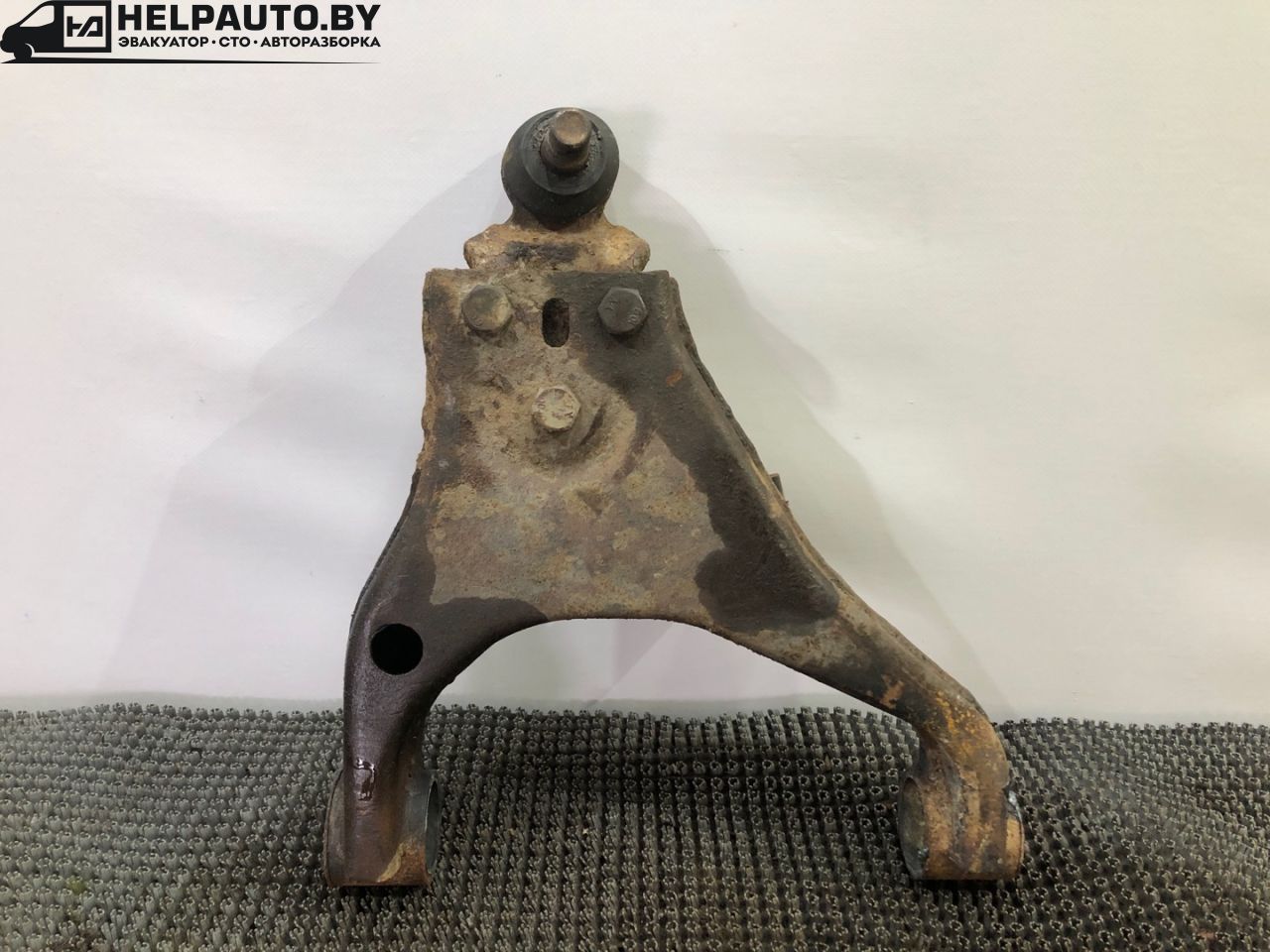 рычаг передний правый Kia Sorento 1 поколение 2005, 2.5 л., дизель, МКПП, серый, полный привод - фото №1