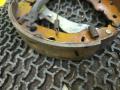 механизм развода задних тормозных колодок Peugeot 406 1 поколение 1997, 1.9 л., дизель, МКПП, серебро, седан, передний привод - фото №3