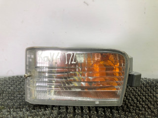 поворотник левый Toyota RAV4 2 поколение (XA20) 2002, 2.0 л., дизель, МКПП, серебристый, седан