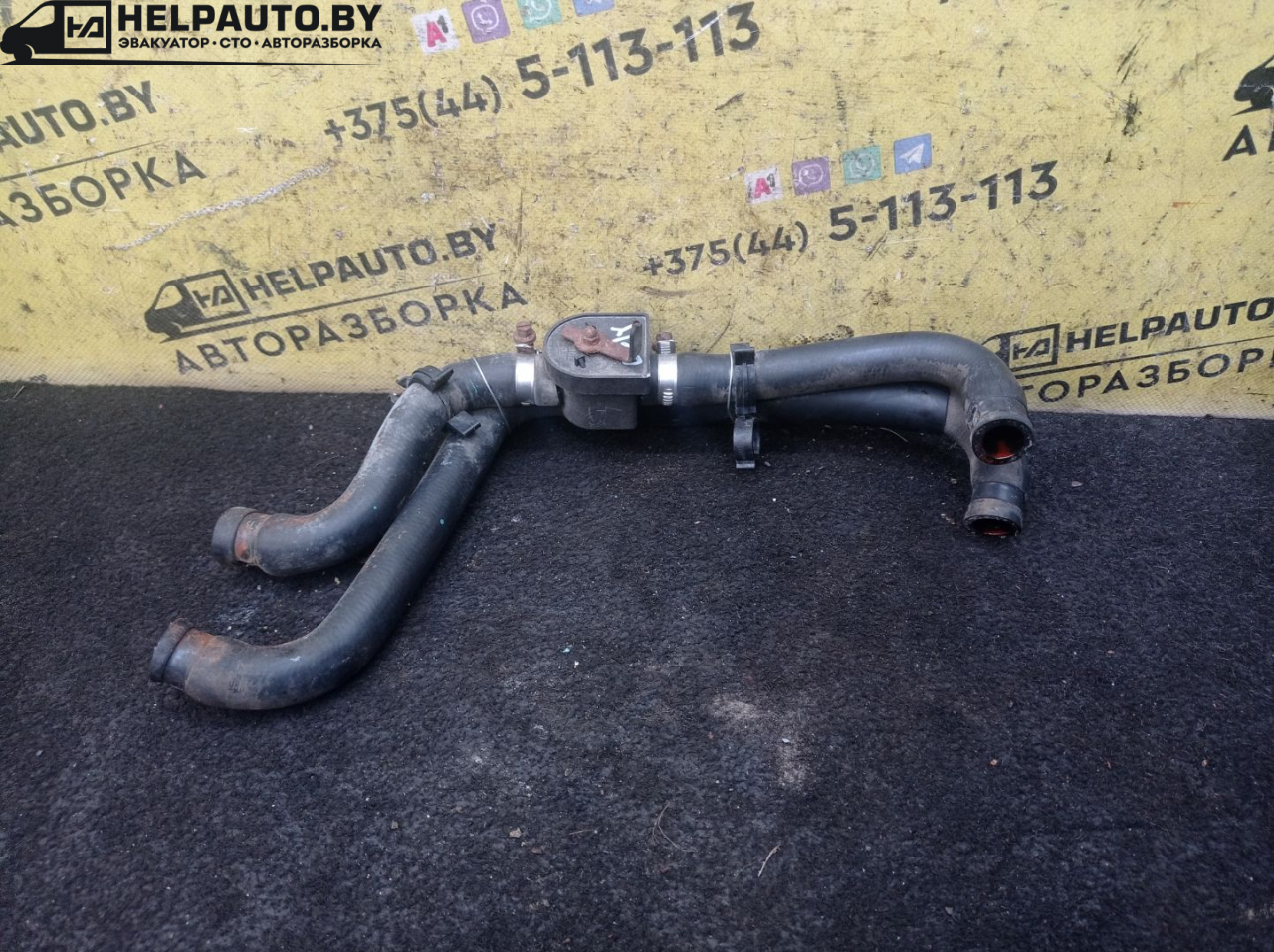 патрубок отопителя (печки) Geely CK Otaka 1 поколение CK-1 2007, 1.5 л., MR479A, бензин, МКПП, золотистый, седан, передний привод - фото №1
