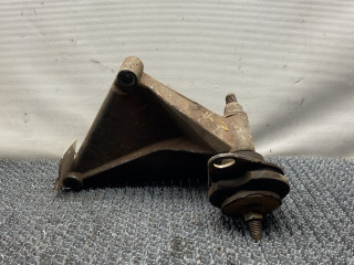 подушка крепления КПП Renault Scenic 1 поколение 1998, 1.9 л., F9Q 716, дизель, МКПП, синий, минивэн, передний привод