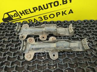 Крепление бампера переднего Audi 80 B3 1988, 1.6 л., дизель, МКПП, седан, передний привод