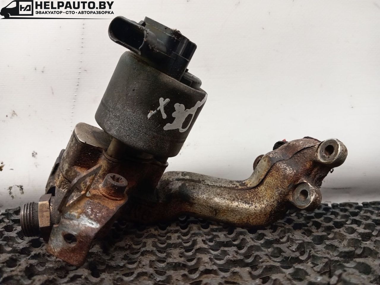 клапан EGR Opel Omega B 1999, 3.0 л., бензин, АКПП, чернозеленый, седан, задний привод, 90412573 - фото №1