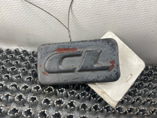 эмблема Volkswagen Passat B3 1991, 1.8 л., бензин, МКПП, седан, передний привод