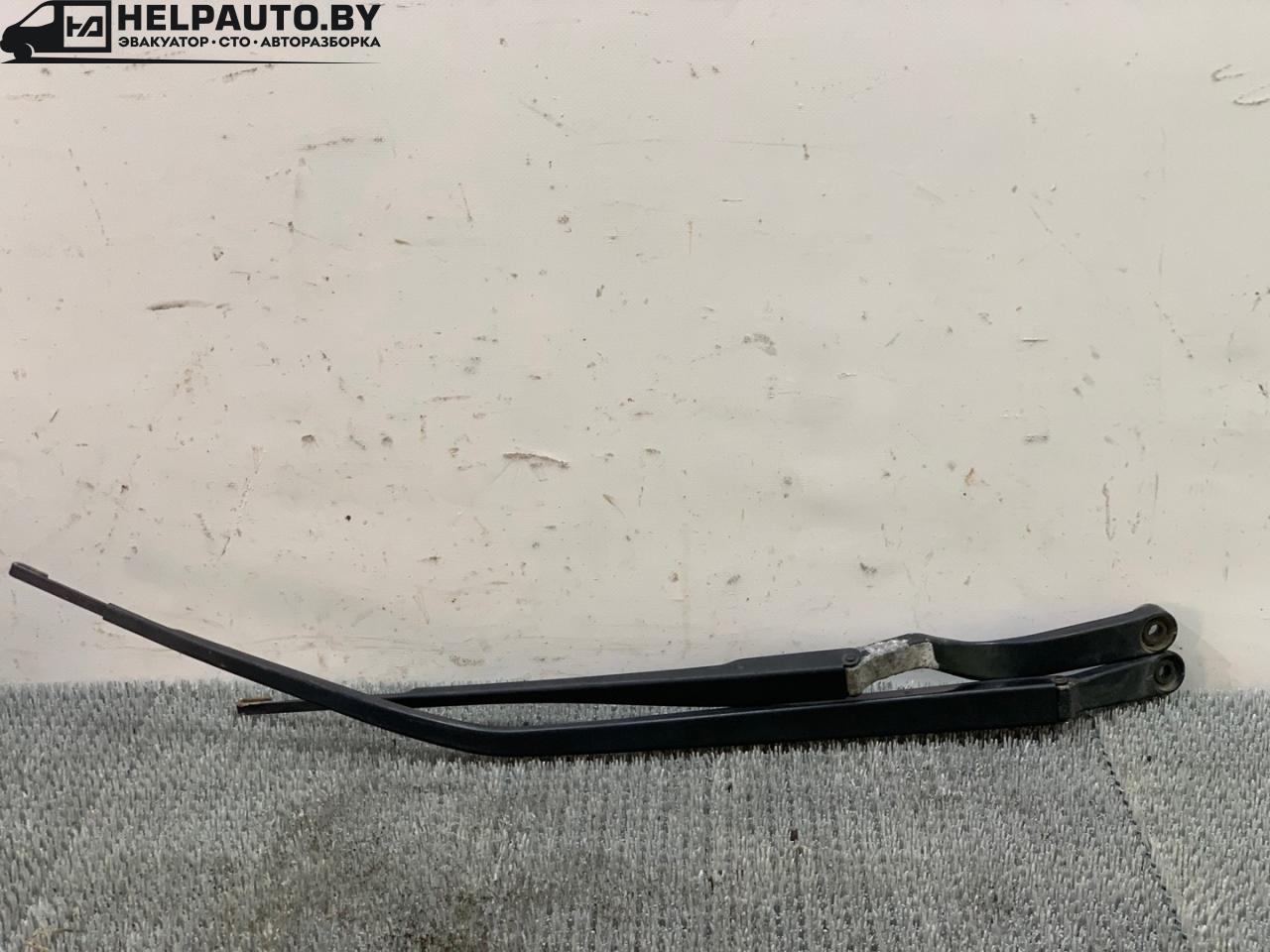щеткодержатель (поводок стеклоочистителя, дворник) Nissan Murano Z50 2005, 3.5 л., бензин, АКПП, черный, внедорожник 5 дв., полный привод - фото №1