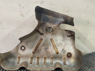 тепловой экран глушителя Dacia Logan 1 поколение 2005, 1.6 л., K7M 710, бензин, МКПП, синий, седан, передний привод, 437032A