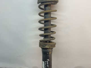 стойка задняя Volkswagen Golf 3 поколение 1995, 1.9 л., 1Y, дизель, МКПП, белый, универсал, передний привод
