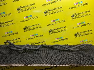 патрубок радиатора Mercedes-Benz S-Класс W140/C140 [рестайлинг] W140 1994, 3.5 л., OM 603.950, дизель, АКПП, фиолетовый, седан, задний привод