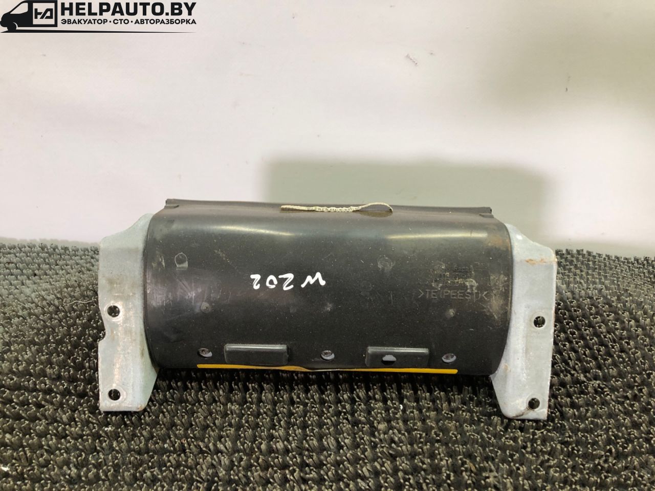 подушка безопасности пассажира Mercedes-Benz C-Класс W202/S202 1995, 2.2 л., дизель, МКПП, черный, седан, задний привод - фото №1