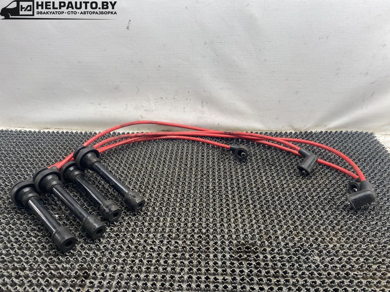 провод высоковольтный Mitsubishi Lancer 7 поколение 1996, 2.0 л., дизель, МКПП, белый, универсал, передний привод - фото №1