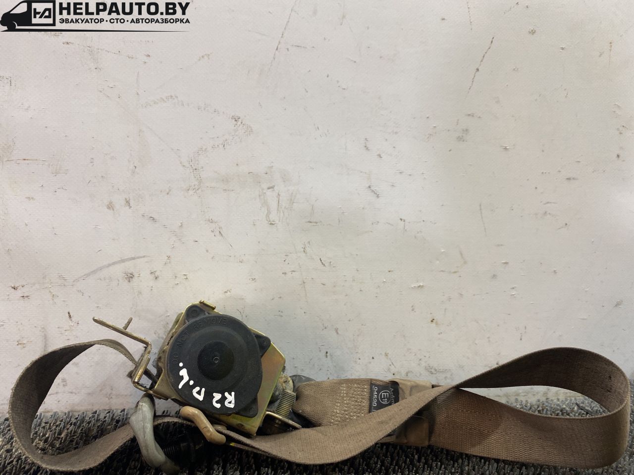 ремень безопасности Rover 600 Series 1 поколение 1999, 2.0 л., бензин, МКПП, зеленый, передний привод - фото №1