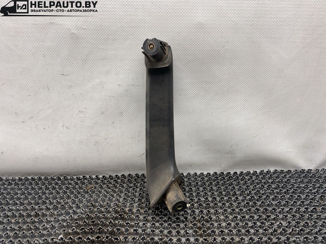 ручка обшивки двери задней правой Volkswagen Passat B3 1993, 1.9 л., AAZ, дизель, 5МКПП, универсал - фото №1