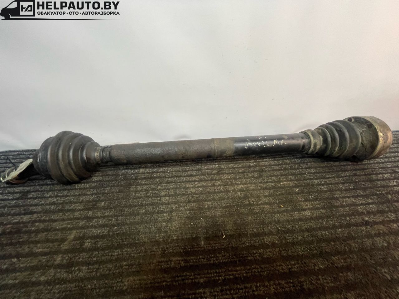 полуось передняя правая (приводной вал, ШРУС) SEAT Toledo 2 поколение 2004, 1.8 л., бензин - фото №1