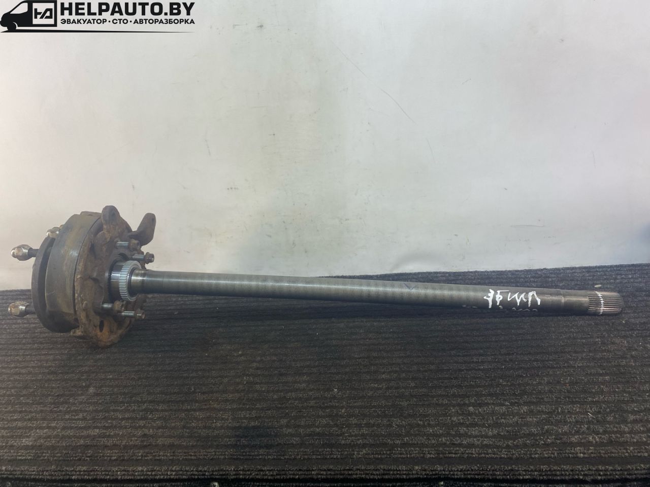 ступица задняя левая Kia Sorento 1 поколение 2004, 2.5 л., CRDi, D4CB, дизель, АКПП, серебристый, внедорожник 5 дв., полный подключаемый привод - фото №1