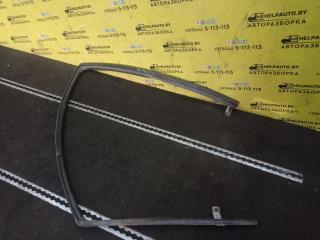 уплотнитель двери Nissan Almera Tino V10 2001, 2.2 л., YD22DDT, дизель, МКПП, берюзовый, минивэн, передний привод