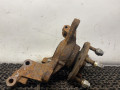 ступица передняя правая Mazda 626 GF 1997, 2.0 л., дизель, МКПП, зелёный, седан, передний привод - фото №3