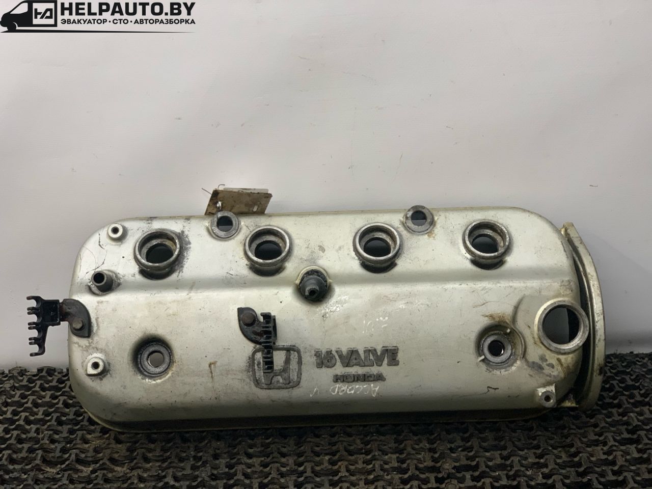 клапанная крышка Honda Accord 5 поколение 1995, 2.0 л., F20B, бензин, АКПП, черный, седан - фото №1