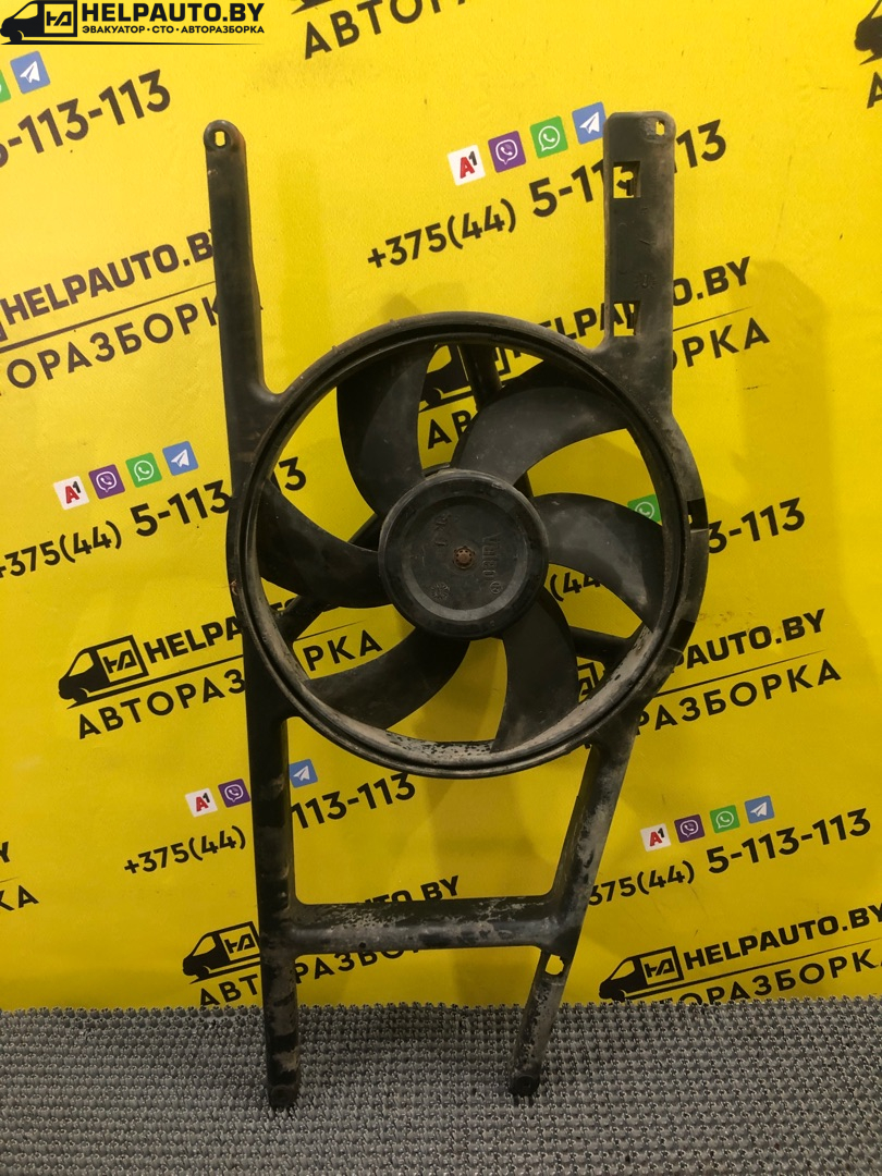 вентилятор радиатора Renault Safrane 1 поколение 1994, 2.2 л., J7T 760, бензин, 5МКПП, черный, хетчбэк 5 дв., передний привод, 834175M - фото №1